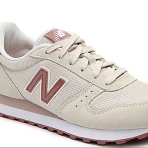 New balance 311s size 8 1/2 these are the most comfortable shoes